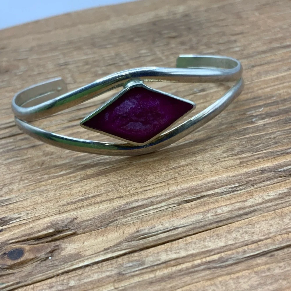 Navajo Vintage Purple Spiny Oyster Diamond Shape Cuff Bracelet - Picture 3 of 6